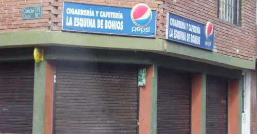 CIGARRERIA Y CAFETERIA LA ESQUINA DE LOS BOHIOS CIGARRERIA Y CAFETERIA LA ESQUINA DE LOS BOHIOS